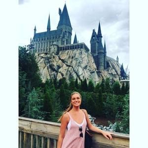 Meet your Posher, Karina